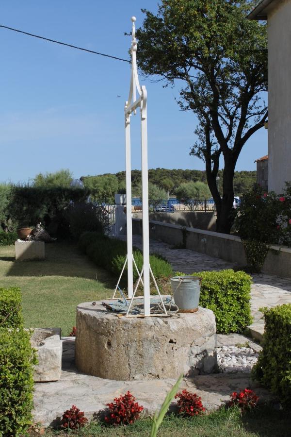 Rooms By The Sea Pasman - 8223 Exterior foto
