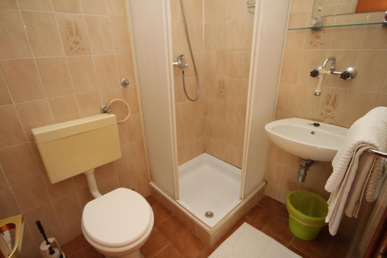 Rooms By The Sea Pasman - 8223 Exterior foto